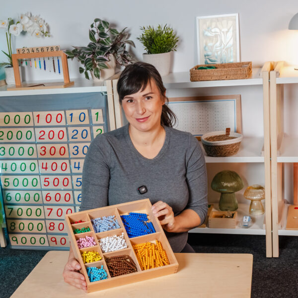VIDEOKURS MNOŻENIE I DZIELENIE W MONTESSORI