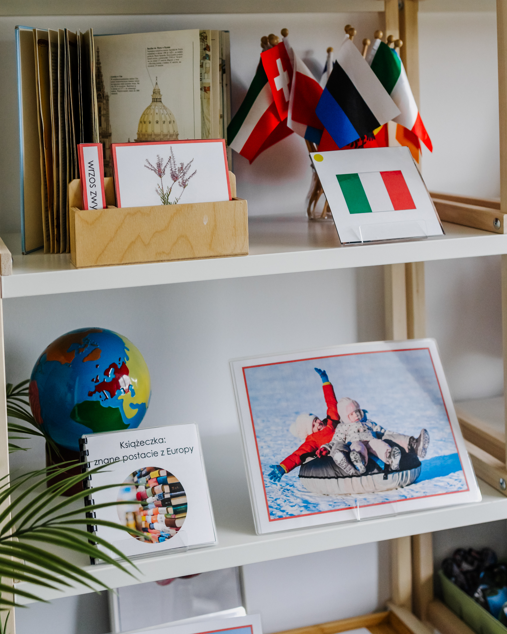 NIEZBĘDNIK EDUKACYJNY MONTESSORI EUROPA - obrazek 3